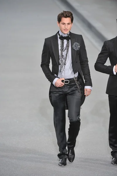 Look 71